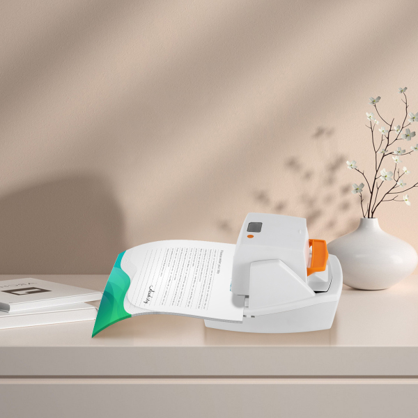 Agrafeuse électrique robuste, agrafeuse plate automatique, 70 feuilles, silencieuse, sans bourrage, pour le bureau (blanc) Agrafeuse électrique robuste, agrafeuse plate automatique, 70 feuilles, silencieuse, sans bourrage, pour le bureau (blanc)