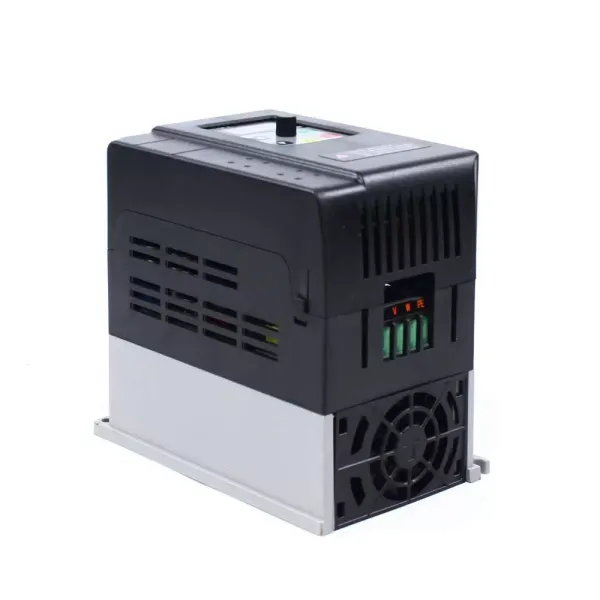 Inverseur de fréquence VFD monophasé - Régulateur de vitesse - 220 V - 2,2 kW - Variable - Capacité de driver - Réglable pour moteur à broche Inverseur de fréquence VFD monophasé - Régulateur de vitesse - 220 V - 2,2 kW - Variable - Capacité de driver - Réglable pour moteur à broche