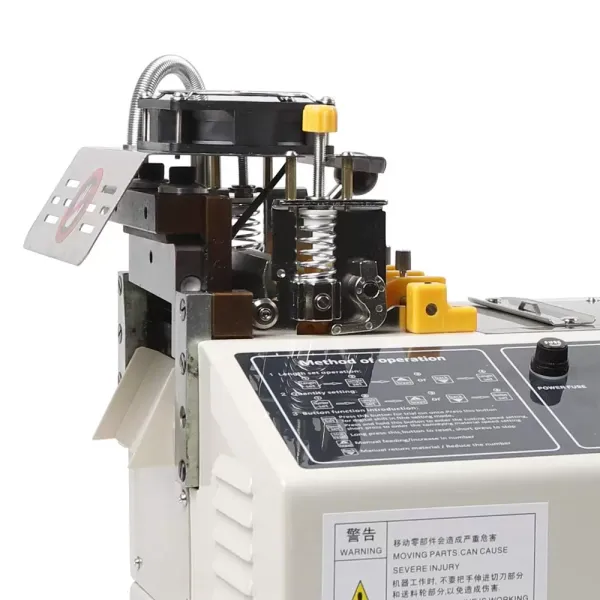 280W 350°C Machine De Découpe Automatique De Courroie, Largeur De Coupe à Froid Et à Chaud 110mm 280W 350°C Machine De Découpe Automatique De Courroie, Largeur De Coupe à Froid Et à Chaud 110mm