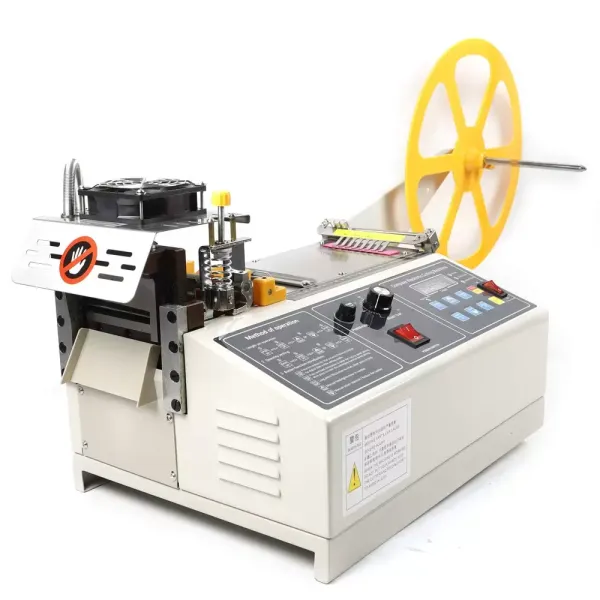 280W 350°C Machine De Découpe Automatique De Courroie, Largeur De Coupe à Froid Et à Chaud 110mm