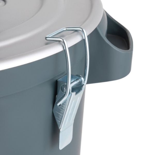 Broyeur électrique 1300 W avec seau de 50 L et 5 trous de tamis, adapté à la fabrication d'aliments Broyeur électrique 1300 W avec seau de 50 L et 5 trous de tamis, adapté à la fabrication d'aliments