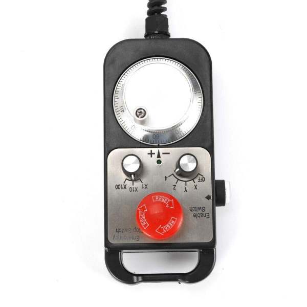 Volant à main électronique CNC 5 V 100 PPR CNC 4 axes MPG Remorque électronique filaire CNC pour machine de fraisage Remorque et arrêt d'urgence