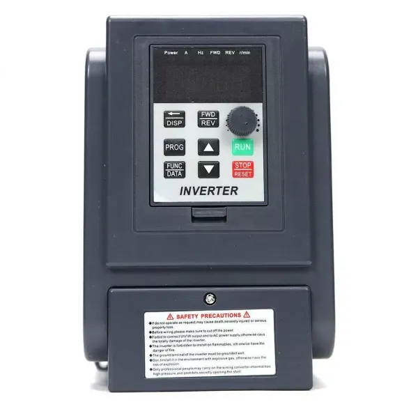 Convertisseur de fréquence 5 A 220 V AC Moteur VSD Convertisseur VFD Régulateur de vitesse de rotation 0,75 kW pour moteur monophasé