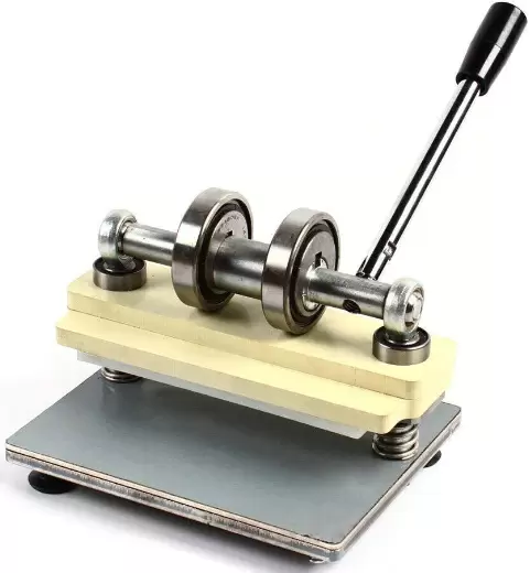 CNCEST-handmatige reliëfmachine van roestvrij staal voor leer en PVC 215 x 100 mm