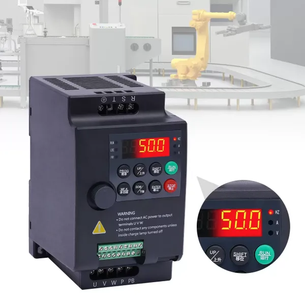Entraînement à fréquence variable, AC 220V/2.2KW 3HP 10A CNC VFD convertisseur monophasé à triphasé pour le contrôle de la vitesse du moteur de broche